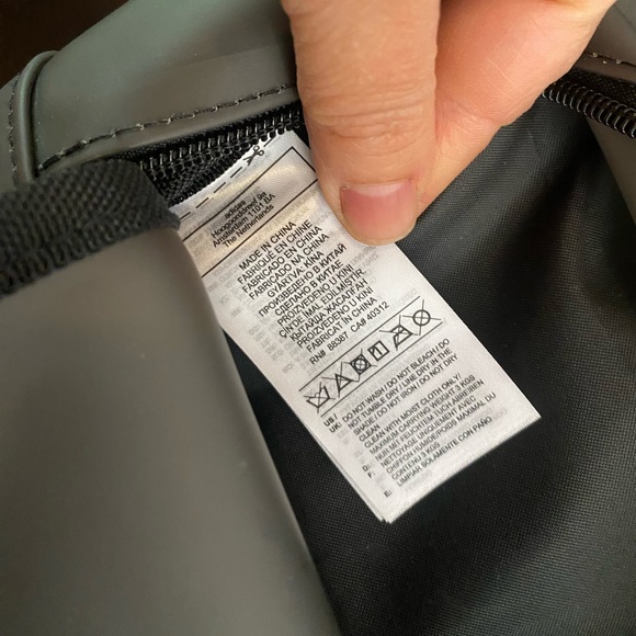 vintage ADIDAS mini backpack - Picture 7 of 7